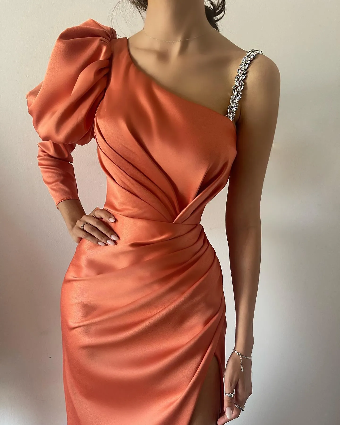 Elegant Long Column Split Front Prom Dresses With Long Sleeve