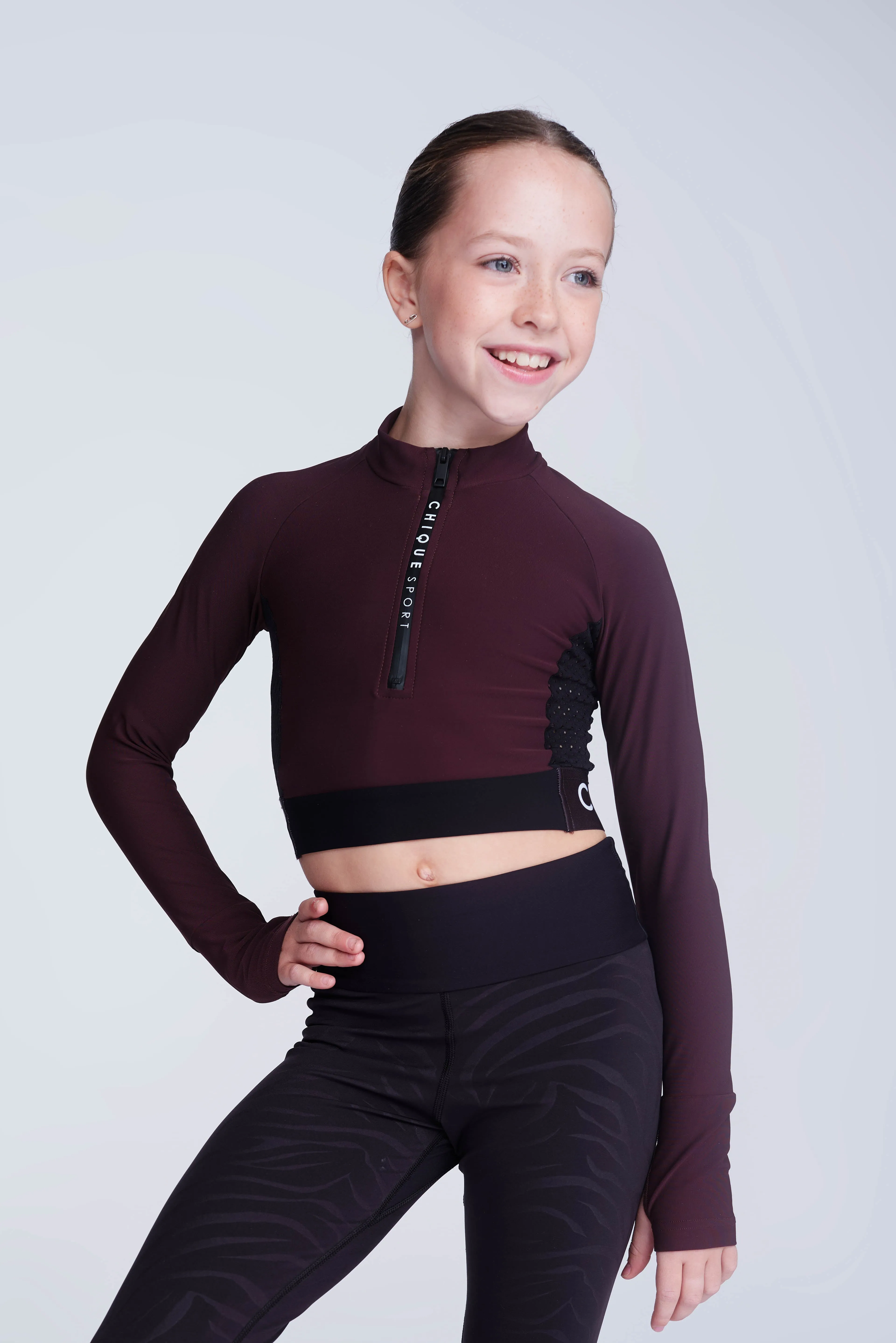 Ignite Long-Sleeve Crop in Truffle