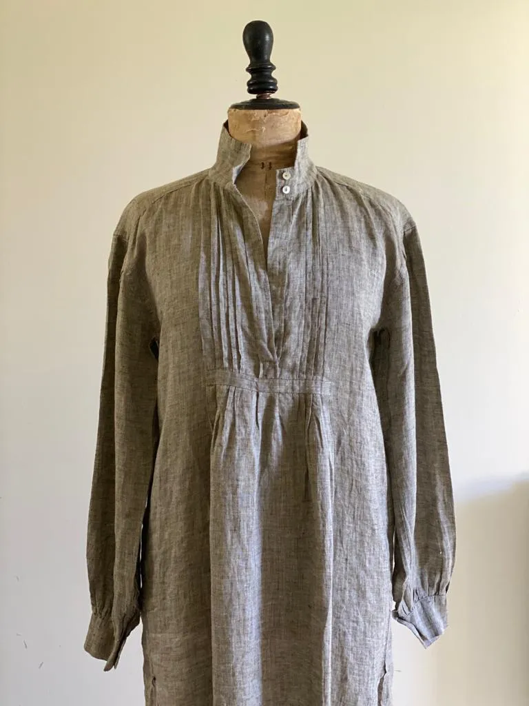 Moss Linen Artists Tunic