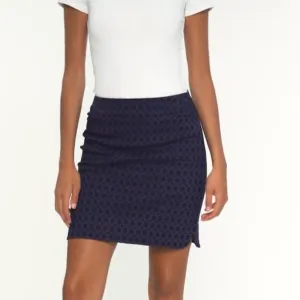 Swing Control Cameo Jacquard Skort - Navy