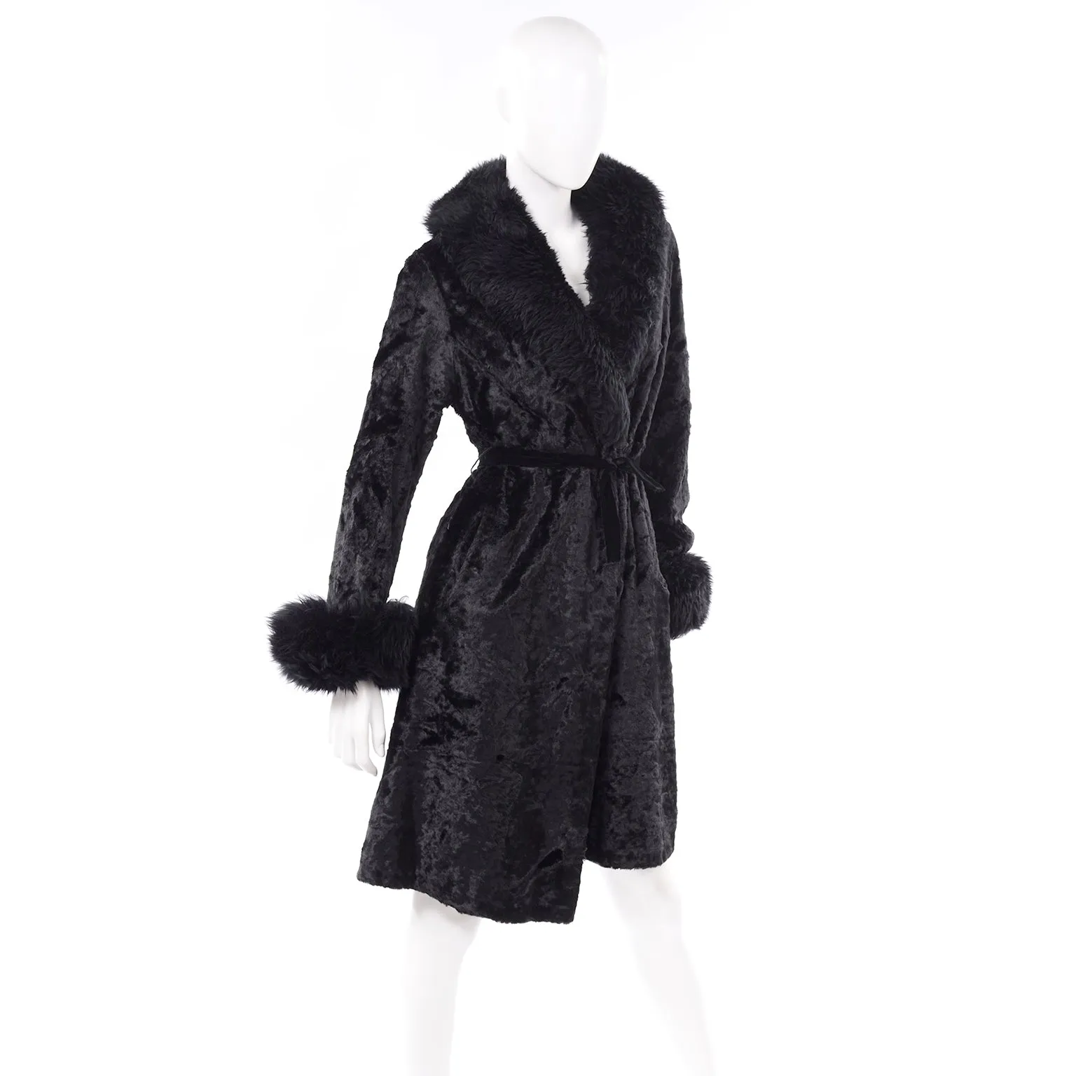 Vintage 1970s Rosewin Black Crushed Velvet Coat w Faux Fur Trim