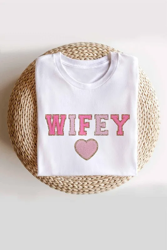 WIFEY GRAPHIC TEE